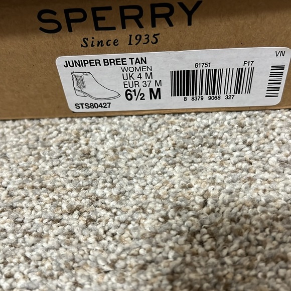 Sperry ankle boots. Lightly worn. 6.5 - Picture 4 of 4